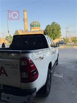 تويوتا هايلوكس